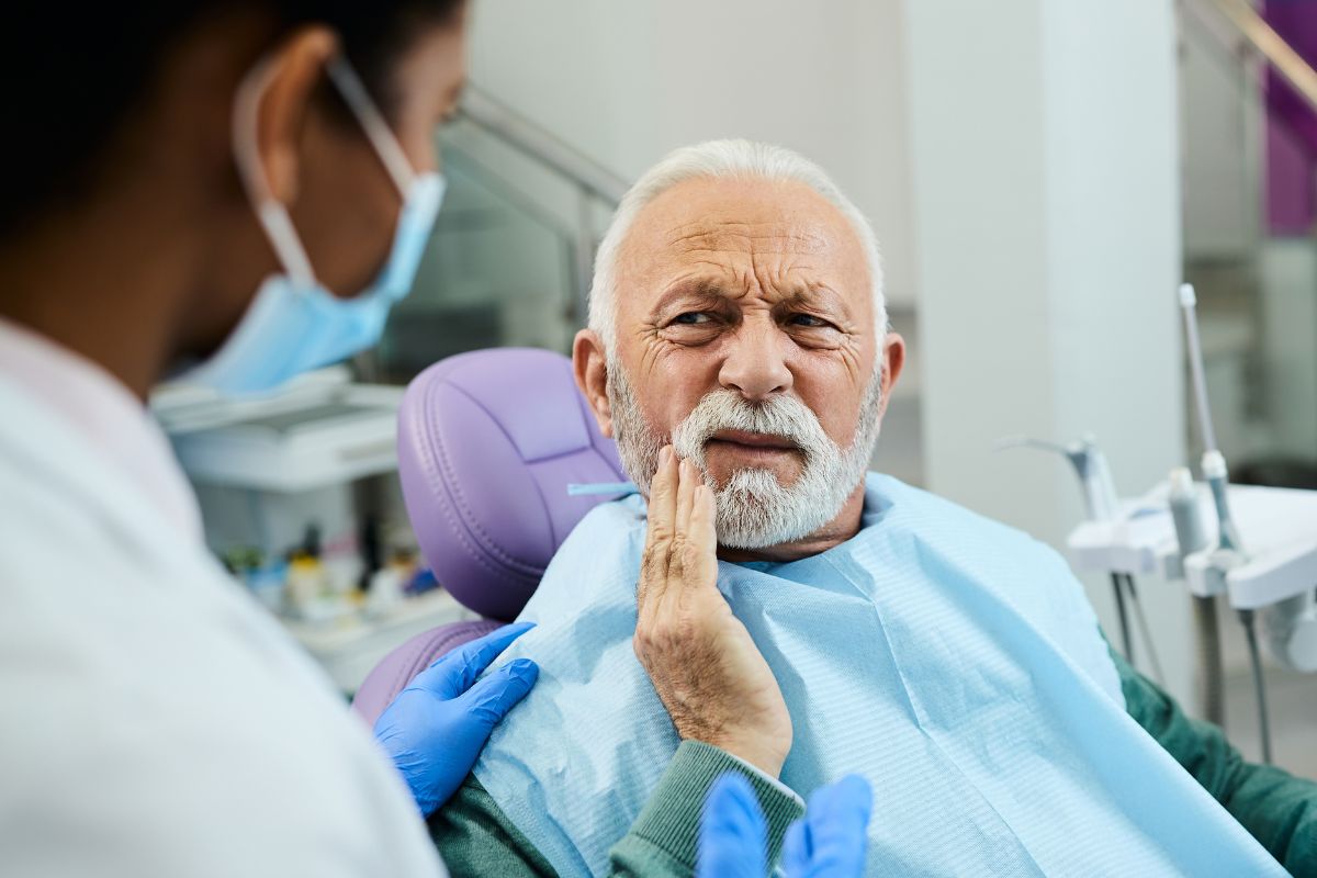 Signs You Need an Emergency Dentist